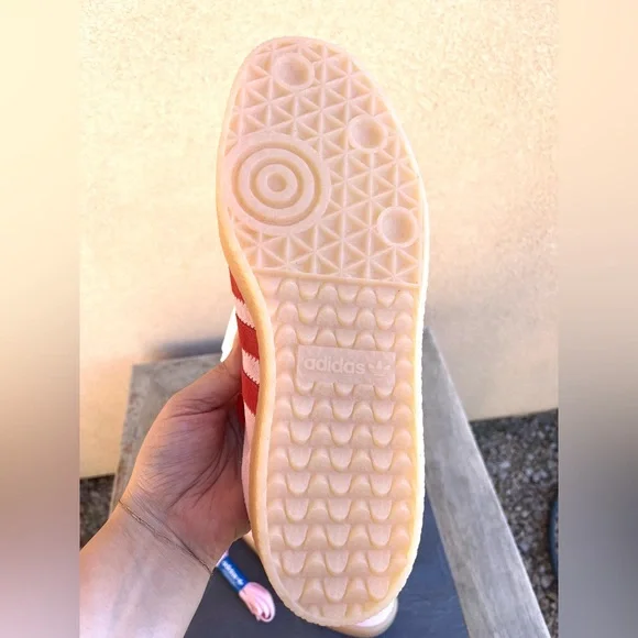 NWT: Adidas Sambae in Clear Pink and Scarlet Red - Picture 6 of 8